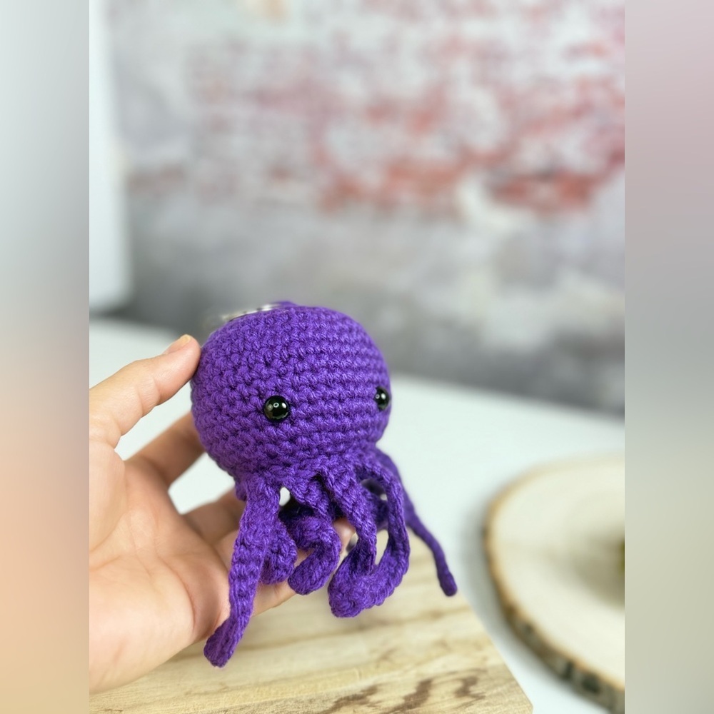 Handcrafted Jellyfish Purple Crochet Keychain - Picture 3 of 9